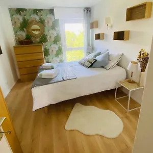 Chez Tata Emma , Annecy France